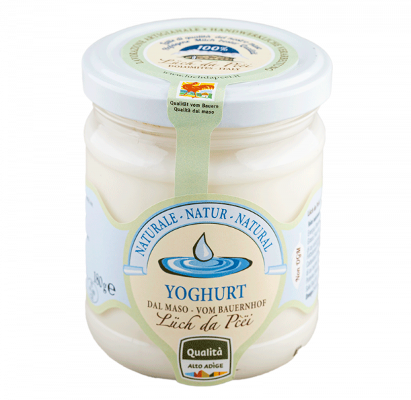 Naturjoghurt vom Bauernhof